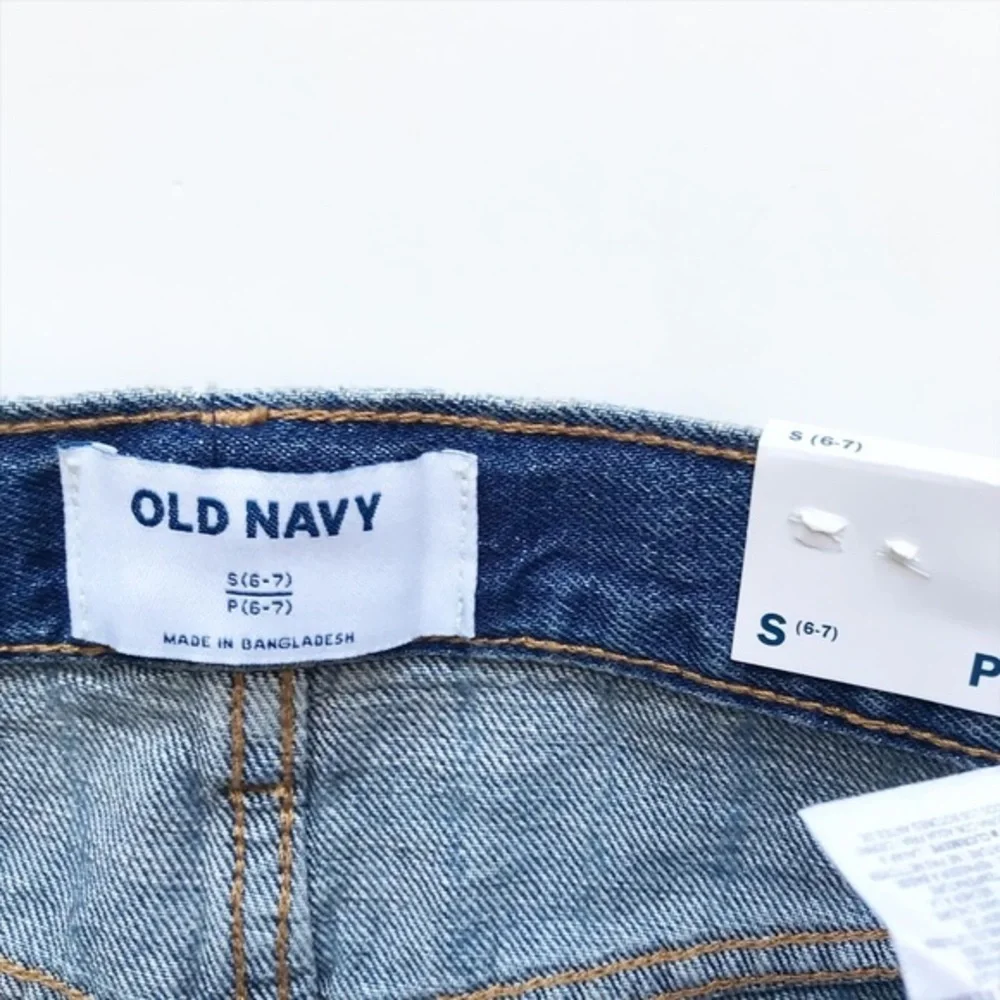 Old Navy NWT raw hem stripe denim skirt  S(6-7Y)